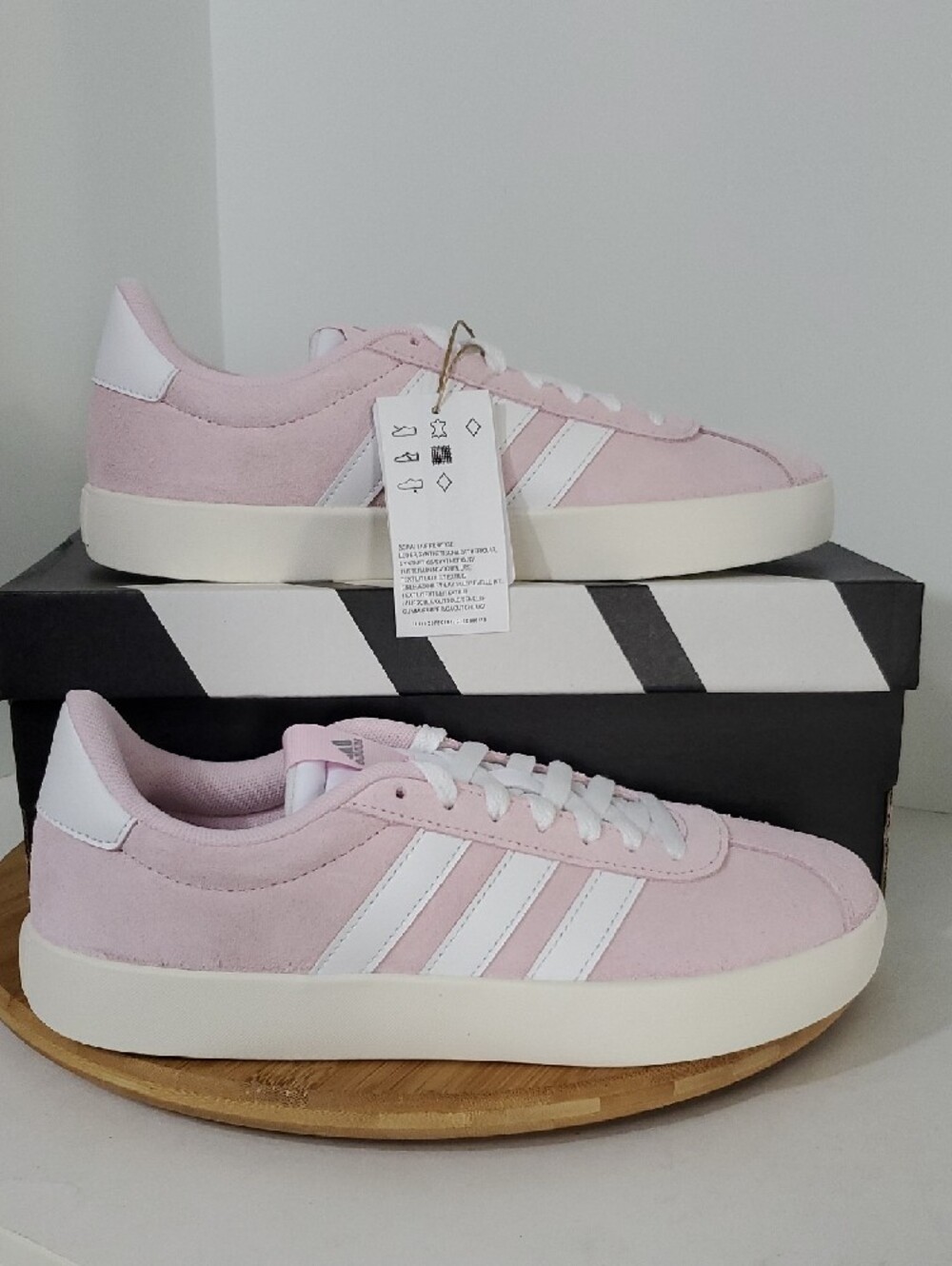 adidas VL Court 3.0 Pink and White Low-Top Suede Sneakers W 9 NIB
